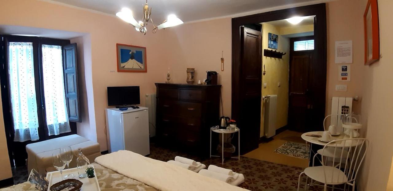 La Casa Del Pittore Di Petralia Petralia Soprana Luaran gambar