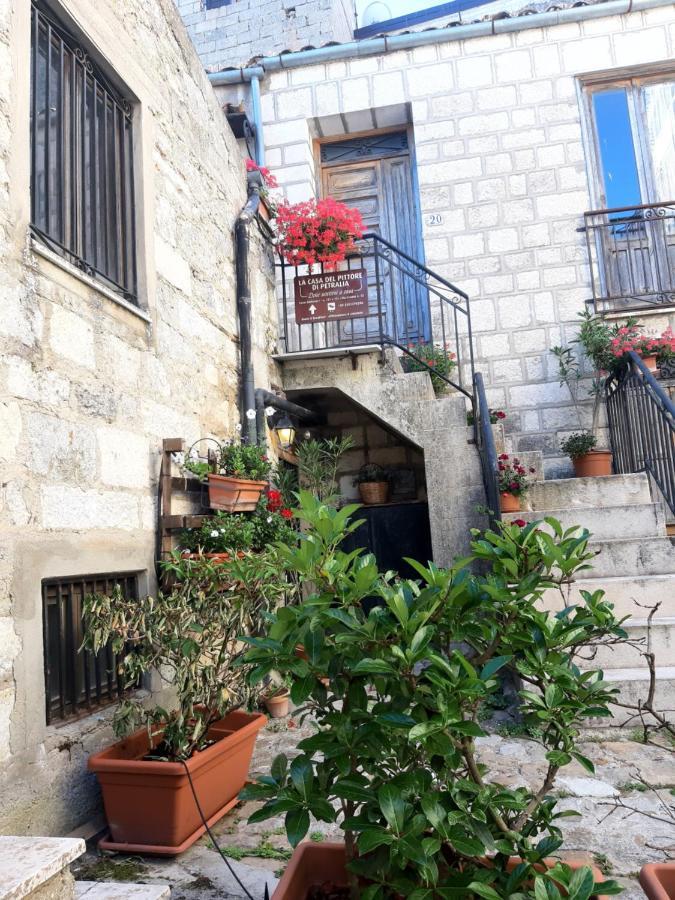 La Casa Del Pittore Di Petralia Petralia Soprana Luaran gambar