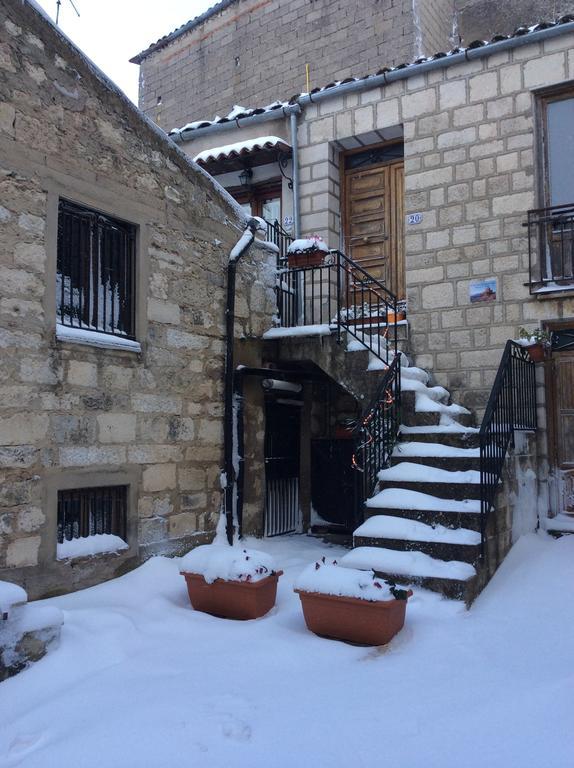 La Casa Del Pittore Di Petralia Petralia Soprana Luaran gambar