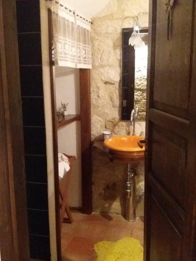 La Casa Del Pittore Di Petralia Petralia Soprana Luaran gambar
